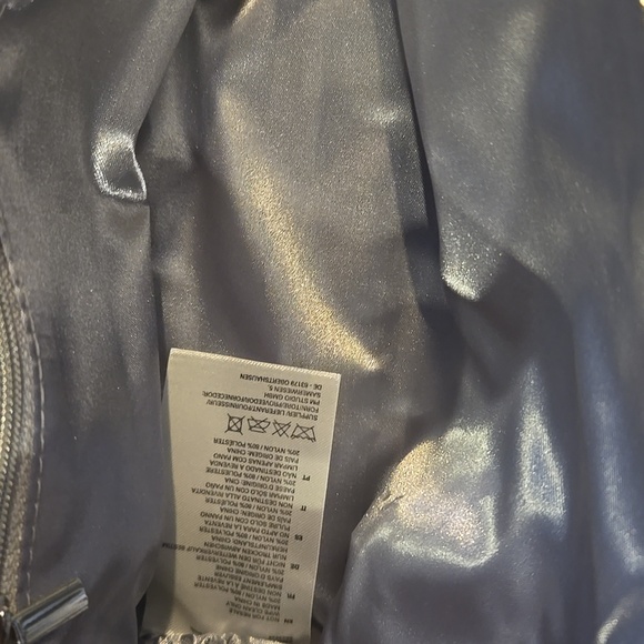 Swarovski Blue Velvet With Crystal Accents NWOT - Picture 4 of 7